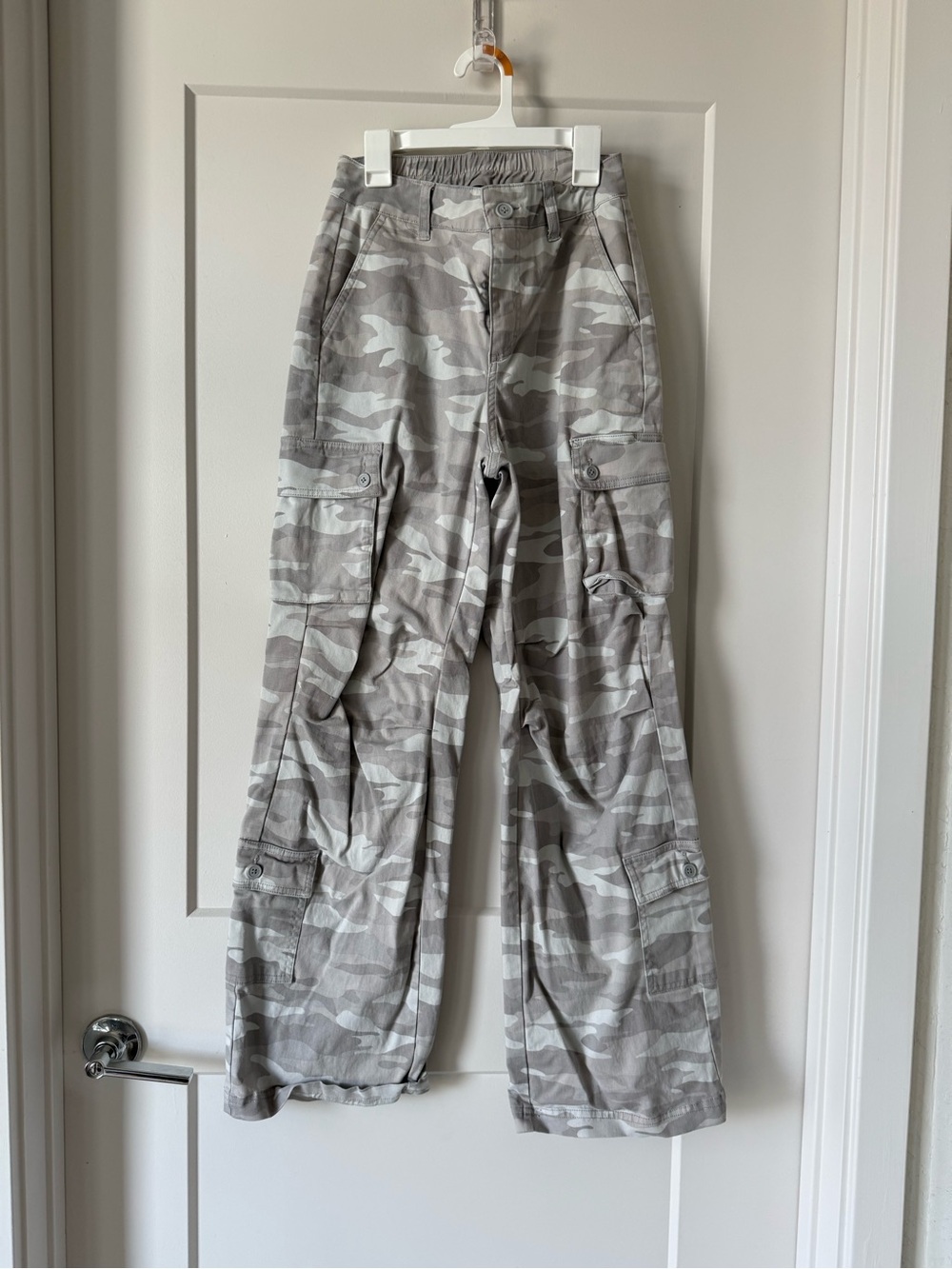 Pants subcategory classification